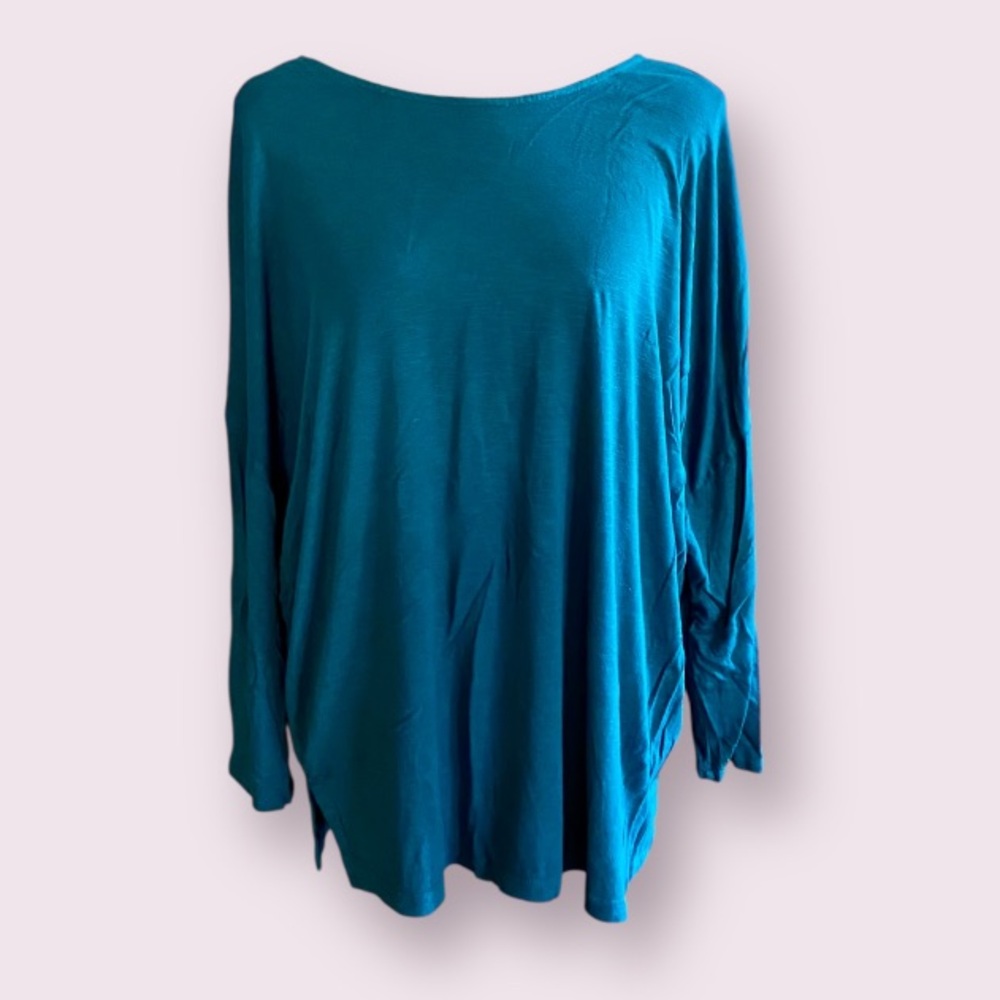 Tahari Teal Long Sleeve Top with Cutout Back